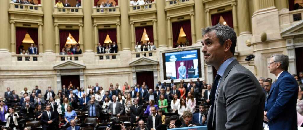 Extienden las extraordinarias para aprobar la ley ómnibus