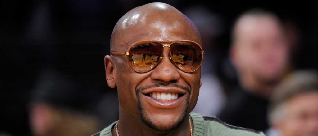 Donación de Mayweather para realizar los cuatro funerales de George Floyd