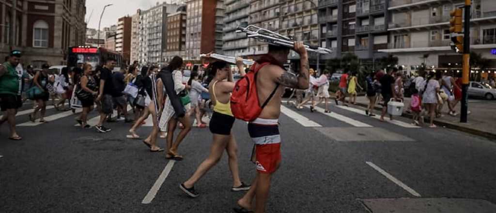 Videos: diluvio y granizo en Mar del Plata, los turistas huyeron de las playas