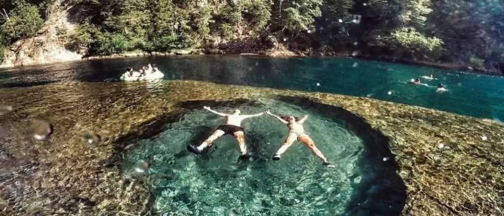 Los asombrosos piletones de agua cristalina ocultos cerca de Bariloche