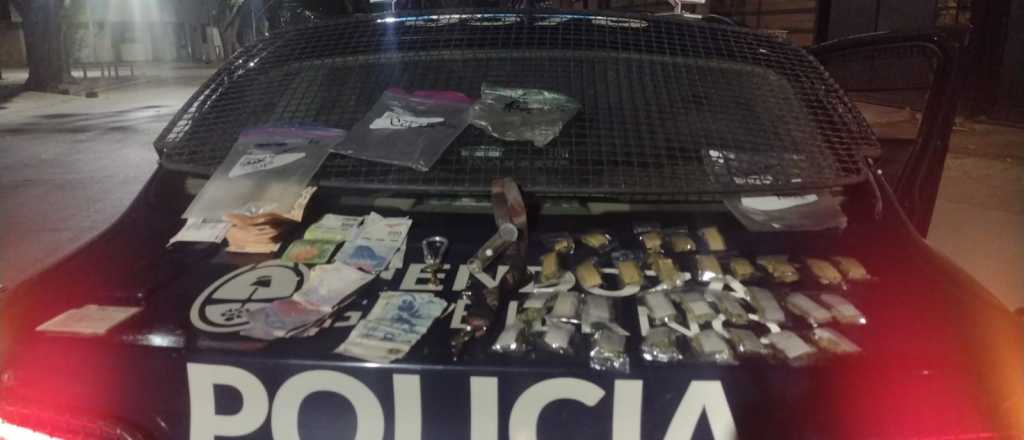 Arrestaron a un dealer en la Cuarta Sección haciendo delivery 