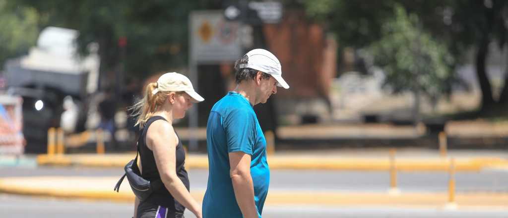 Baja un poco la temperatura pero sigue el calor