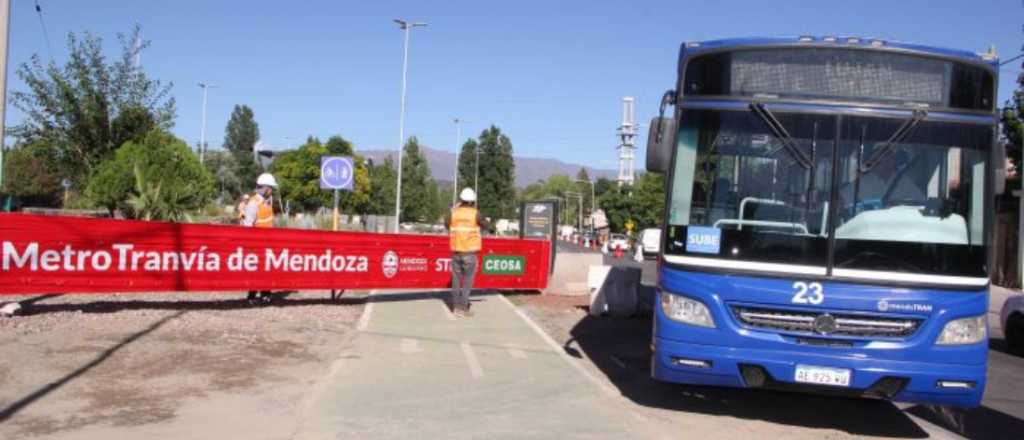 El Metrotranvía avanza a Luján y cortan la calle Paso