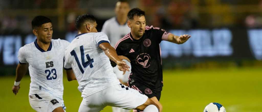 Messi jugó su primer amistoso contra El Salvador