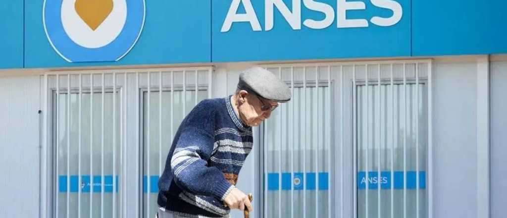 Suben las jubilaciones: qué pasará con el bono y cómo queda la mínima