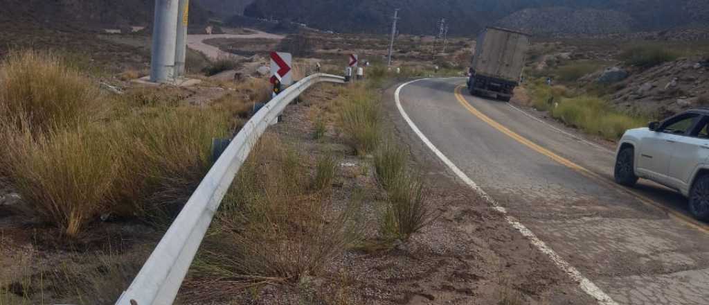 La ruta 7 fue despejada y está transitable luego del alud caído