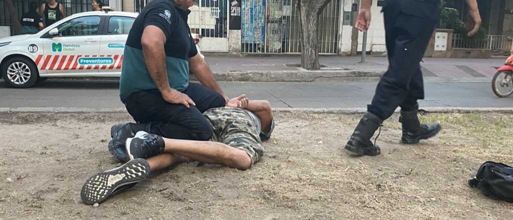 Un ladrón de matafuegos fue detenido gracias a vecinos de la Cuarta