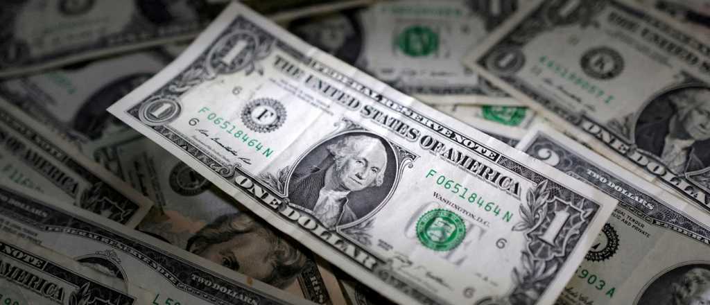 El dólar blue cotiza a $1.115 este miércoles