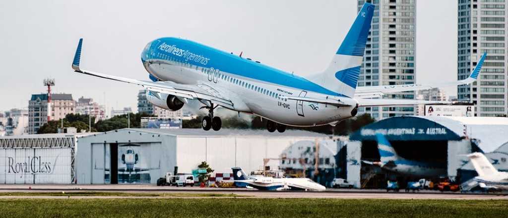 Milei desreguló el sector aéreo: puntos principales y qué pasará con Aerolíneas