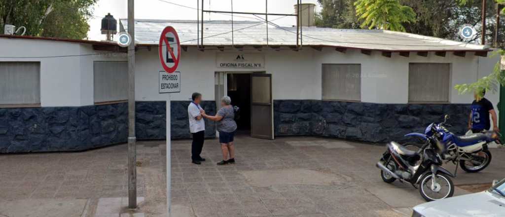 Lo frenaron en la calle, lo bajaron de su camioneta y se la robaron