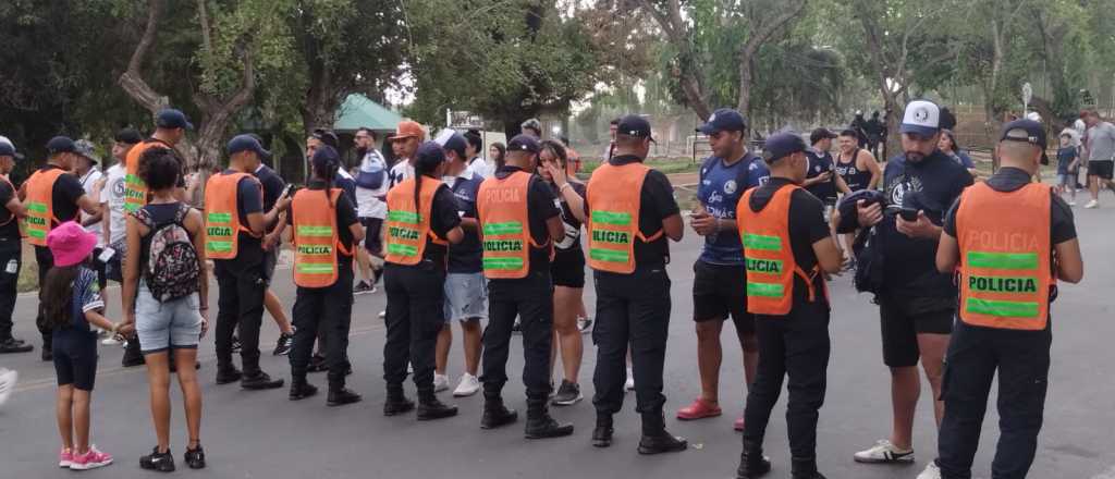 "Se cagaron a tiros": pánico en el Gargantini por nuevo choque entre barras