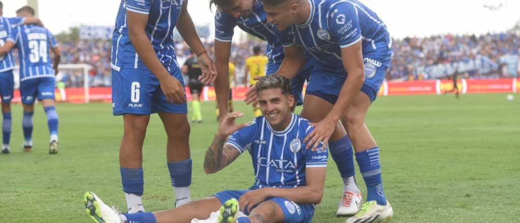 Godoy Cruz debutó con una gran victoria sobre Defensa y Justicia