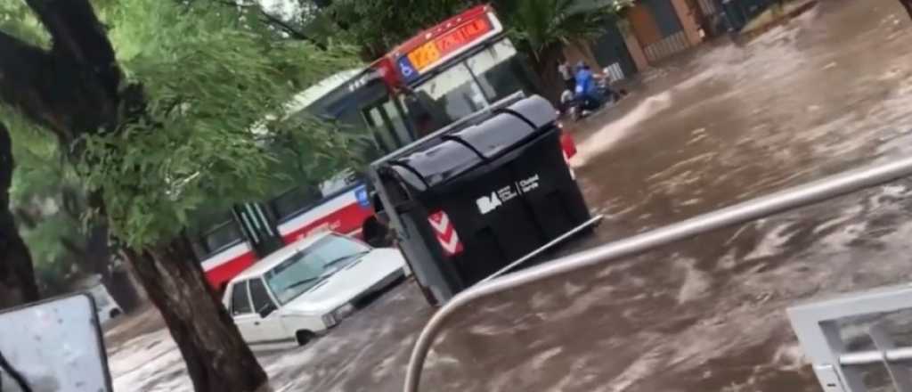 Diluvió en Buenos Aires: inundaciones y un trágico derrumbe