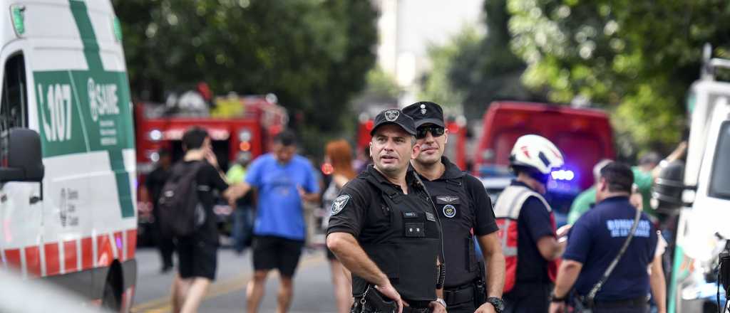 Un hombre mató a su mujer de 24 puñaladas y llamó a la Policía