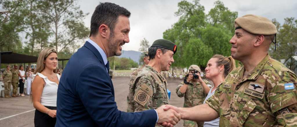 Petri anunció el desalojo de mapuches que usurpaban tierras del Ejército