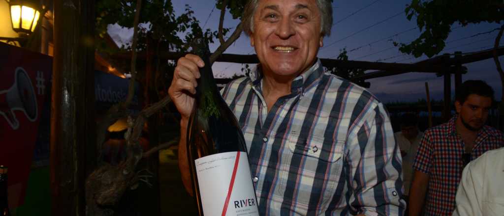 River ya tiene vino hecho en Mendoza y así lo presentó