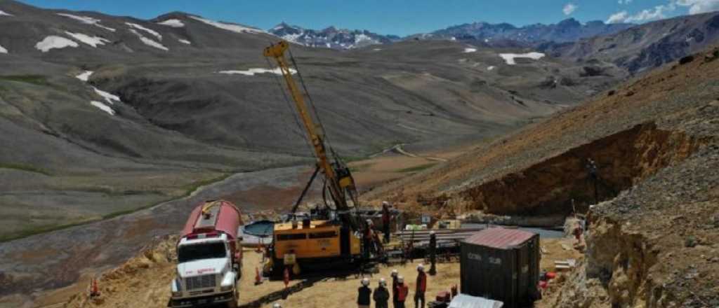 Minería: arrancaron las perforaciones en Cerro Amarillo