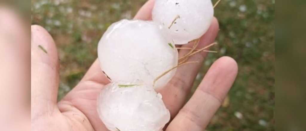 Volvió a caer granizo en San Rafael