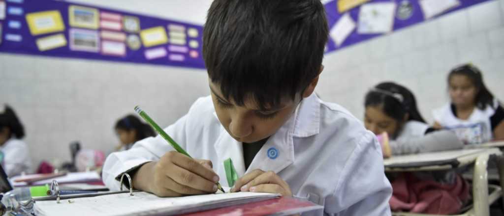 Seis de cada diez argentinos que van a la escuela son pobres