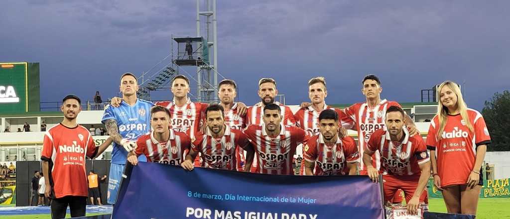 Unión y Central Córdoba se enfrentan en un duelo crucial