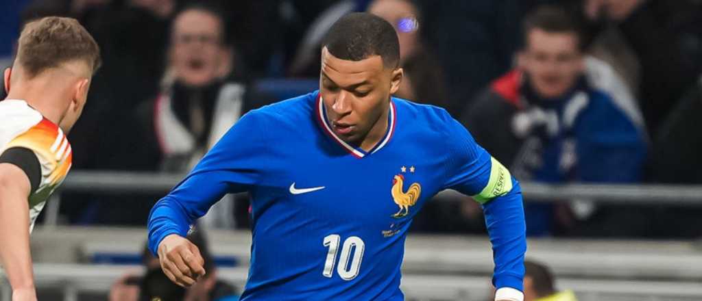 Un compañero de Mbappé pisó el palito y confirmó su llegada a Real Madrid