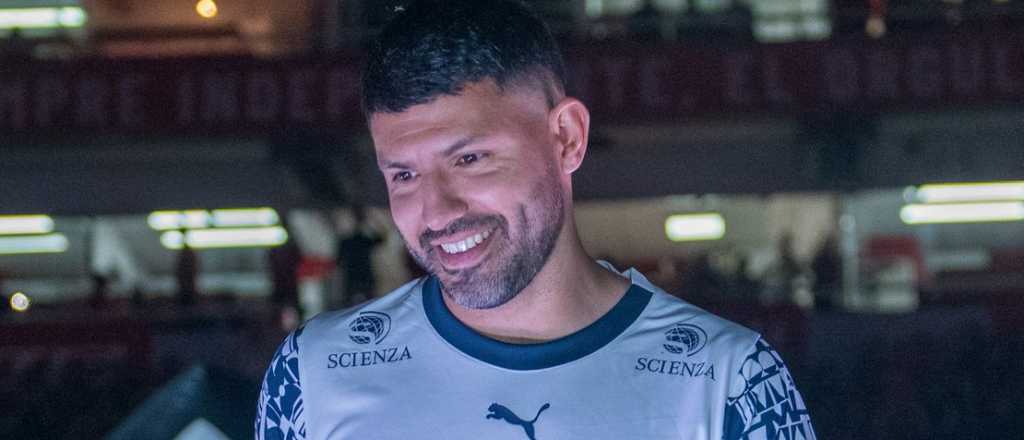 Qué dijo el Kun Agüero sobre la chance de volver a jugar