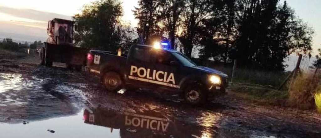 Derrumbe de casas y rutas anegadas: el saldo de la tormenta en Mendoza