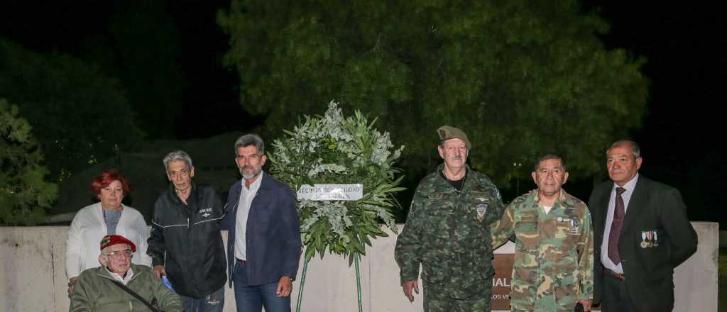 Ulpiano Suarez presidió la vigilia del 42º aniversario de la gesta de Malvinas