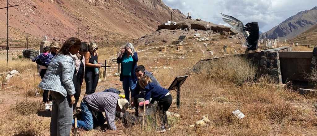 Las cenizas del guía Ignacio Lucero fueron llevadas al Cementerio del Andinista