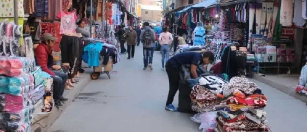 En el Norte también pasa: argentinos "invadieron" Bolivia para ir de compras