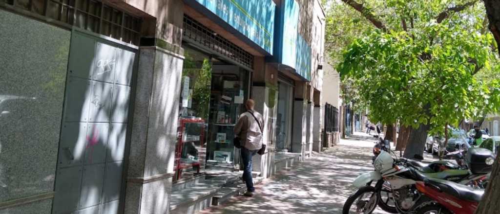 Un local de materiales para la salud del Centro tenía productos ilegales