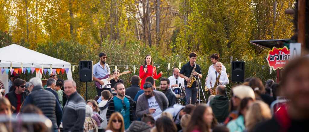 Flor de Feria celebra su décimo aniversario en Godoy Cruz