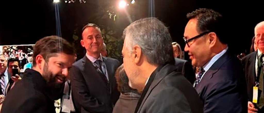 El encuentro de Cornejo y Boric durante la feria minera de Chile