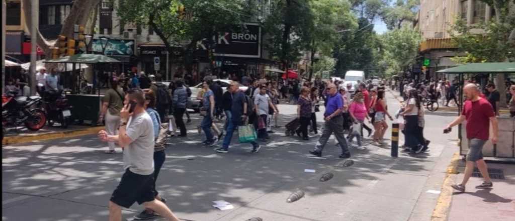 Dos sectores clave de la economía de Mendoza caen en picada