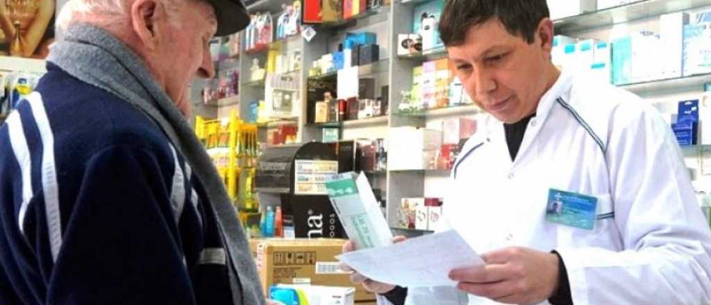 Farmacias de Mendoza continuarán recibiendo recetas papel