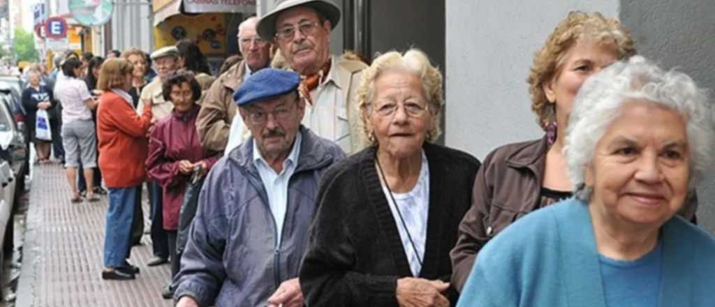 Qué jubilados cobran este viernes 16 de agosto