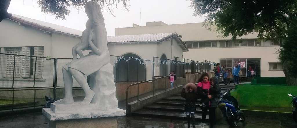 Una nena de 12 años se descompensó y murió en una escuela