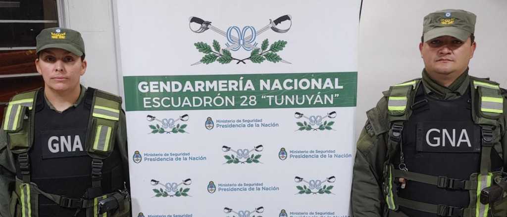 Detuvieron a cuatro personas con armas y droga en las rutas mendocinas