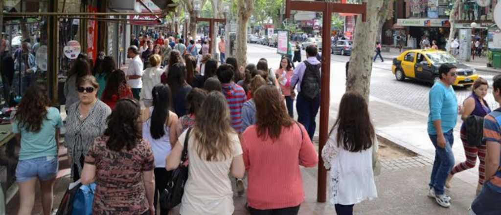 El Centro mendocino avanza hacia el horario corrido