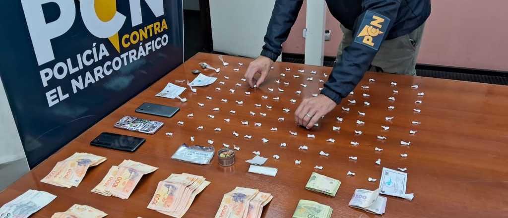 Desbarataron un kiosco de droga en Las Heras