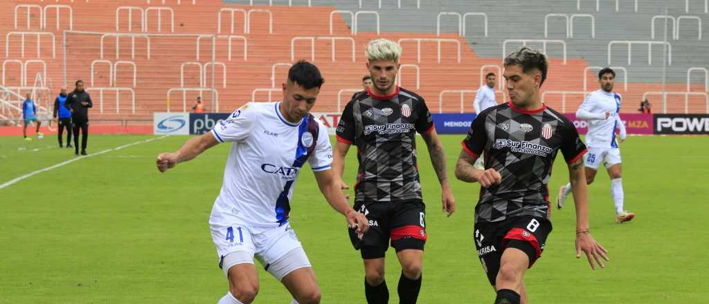 Godoy Cruz comenzó el torneo con una insólita derrota ante Barracas