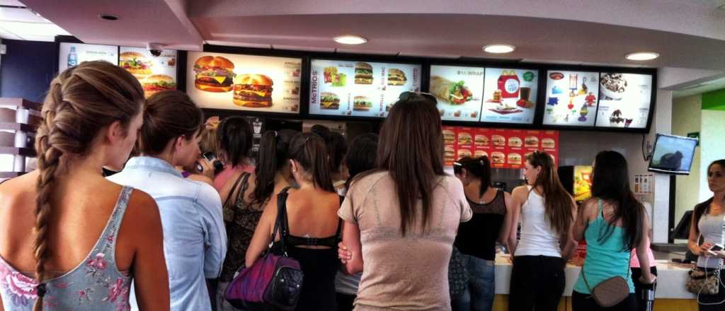 McDonalds prometió crear 5.000 puestos de trabajo en Argentina