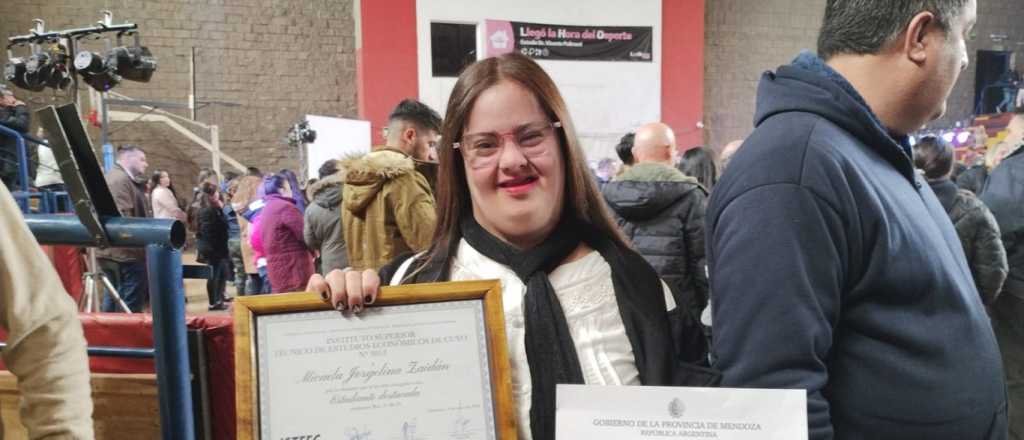 Micaela hace historia y marca un hito en la educación de Mendoza