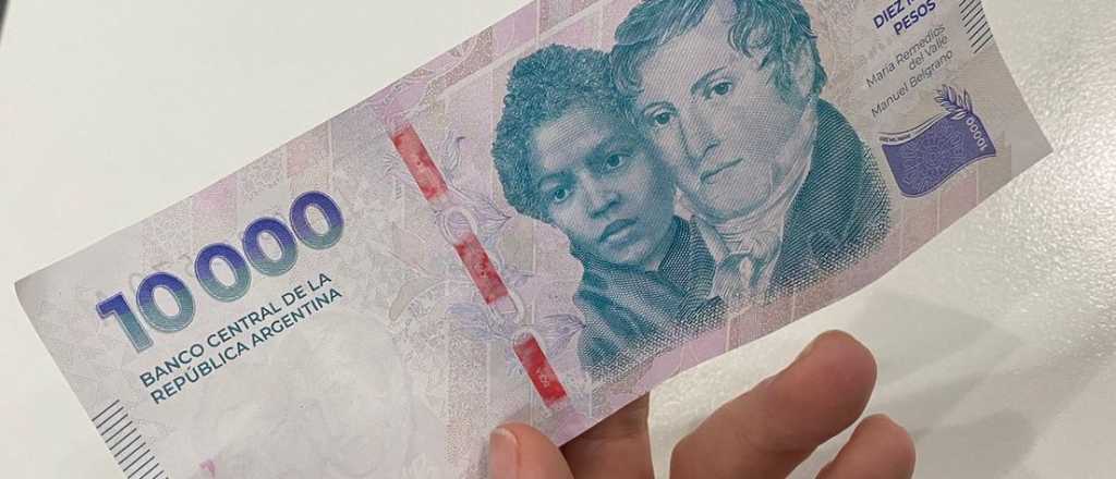 Llegaron 200 mil billetes de 10 mil pesos a Mendoza 