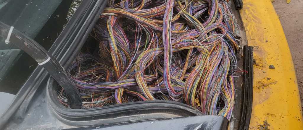 Detuvieron a un taxista y otros 5 sujetos por el robo de cables en Mendoza