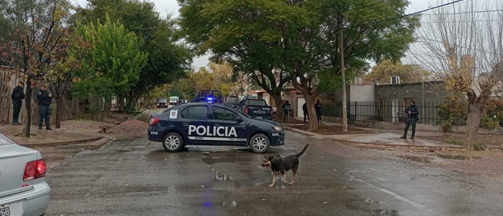 Un hombre se atrincheró en su casa con dos mujeres en San Martín