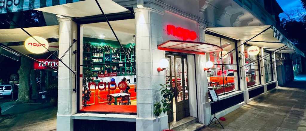 Una pizzería de Nápoles pone de moda los panini en Mendoza