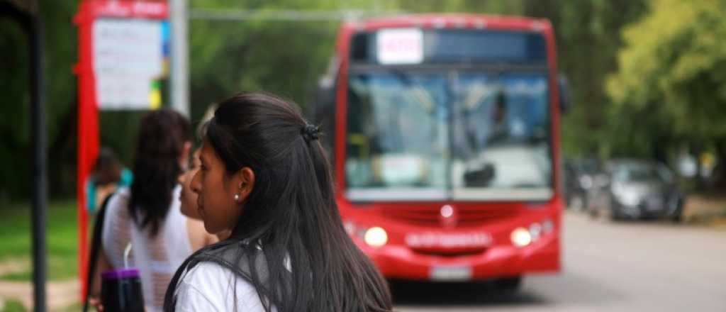 ¿Hasta qué hora circularán los colectivos el 24 y el 31?