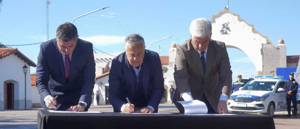 Cornejo firmó un convenio con San Luis y San Juan para combatir el delito