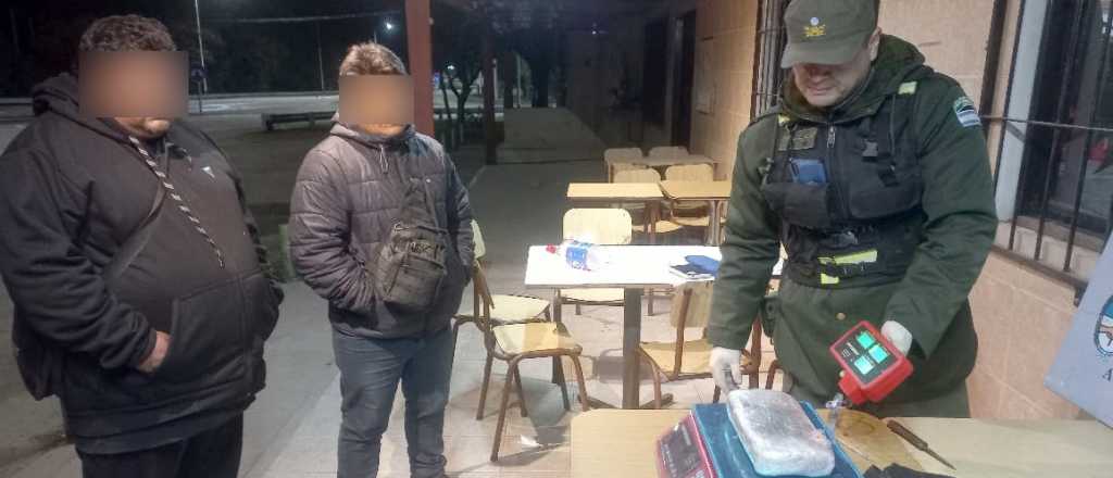 Incautaron una misteriosa cartera con cocaína que venía a Mendoza